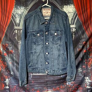 True Religion Jesse Trucker Jacket Men s Denim Button-Front Light Wash Outdoor